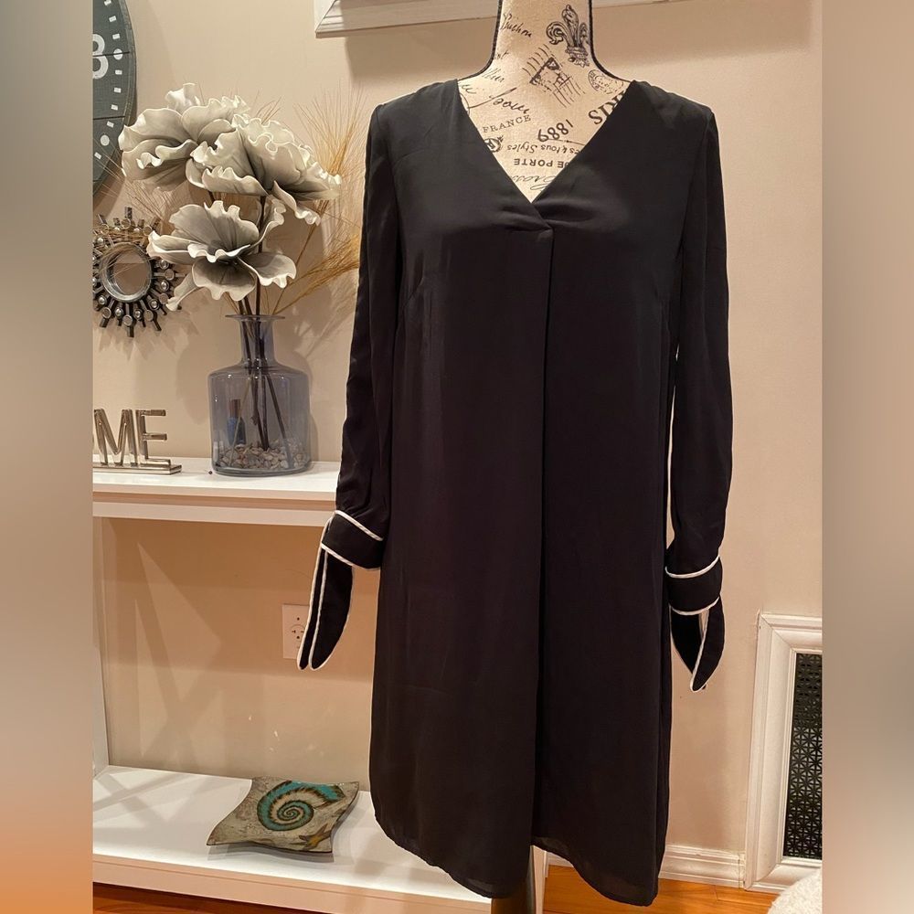 Mid Sleeve business dress